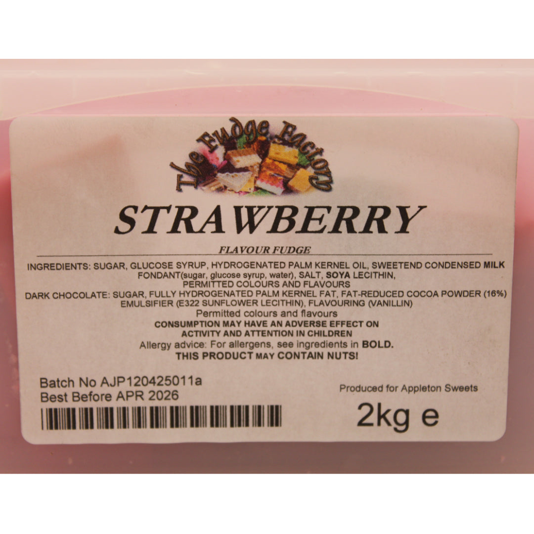Label of strawberry fudge with ingredients and branding details on a pink background