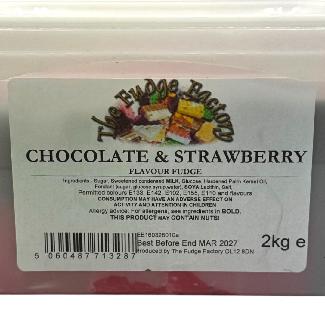 Label for chocolate and strawberry fudge from The Fudge Factory with ingredients and branding details.