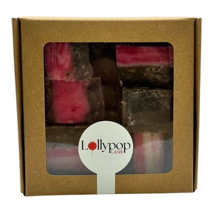 Jammie Wagon Wheel Fudge Box with a Lollypop Lane Logo seal
