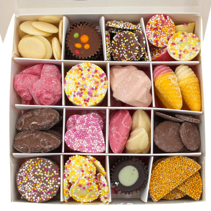 Valentine Chocolate Gift Box (16 Chocolates)