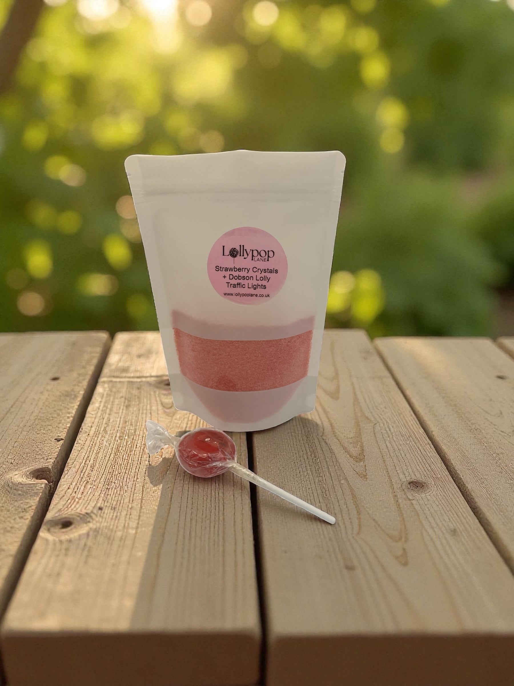 Strawberry Sherbert Crystal's And A Dobson Traffic Light Lolly 150g