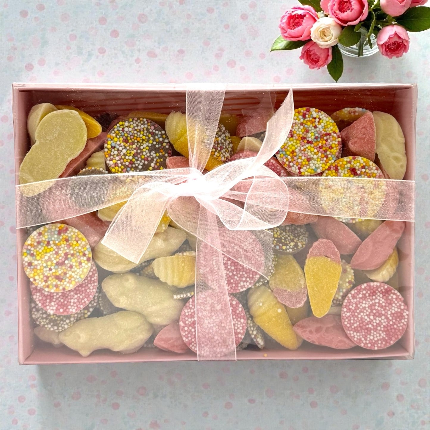 Pink, White and milk Chocolate Pick n Mix in a  Box With 600g