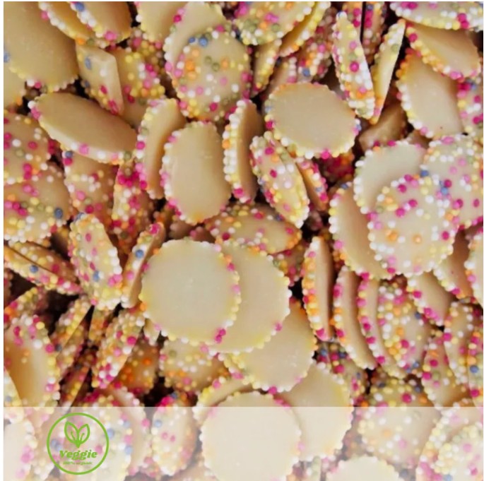 Pink, White and milk Chocolate Pick n Mix in a  Box With 600g